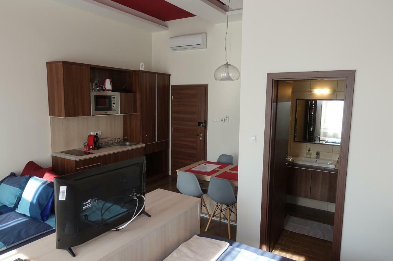 Frank & Fang Mk7 Apartament